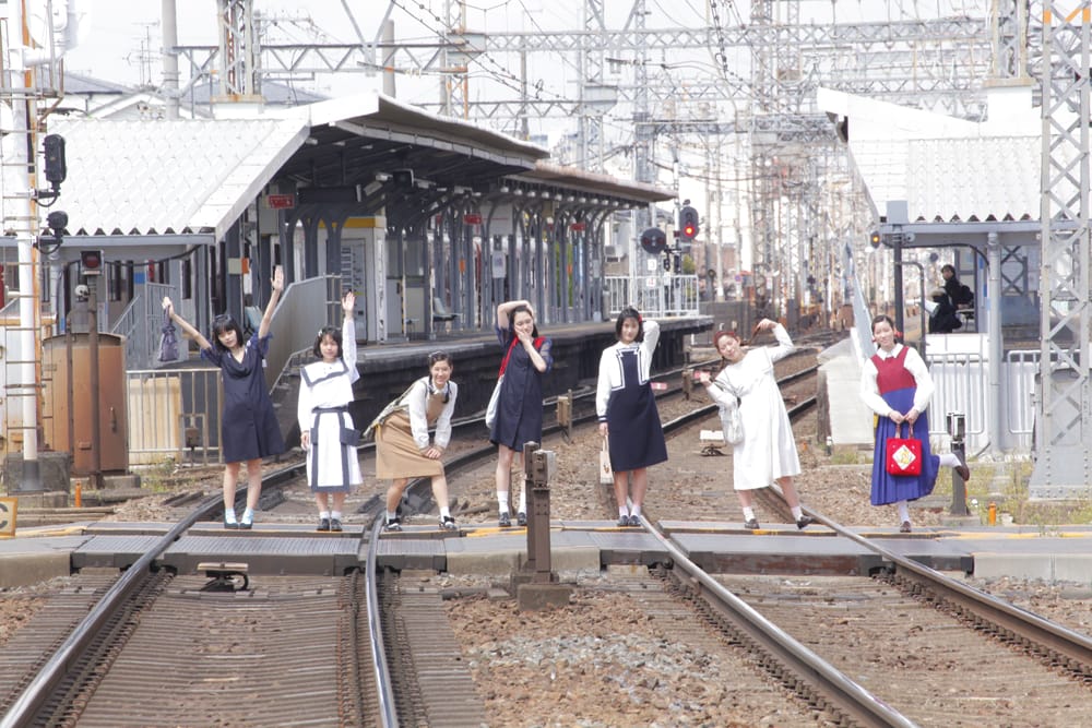 服飾ブランド・FUTATSUKUKURIによる冬の特別展「ハレの日のしたく」ちえちひろとコラボ