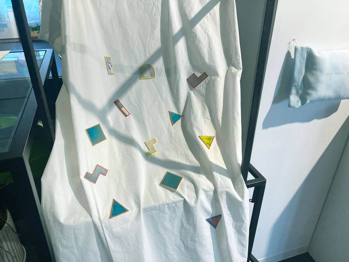 REPORT|いつかの記憶を作品に残していく。清原遥個展「寝ているバグは起こさない」