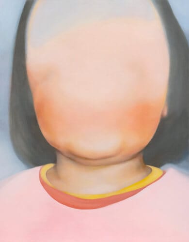 「顔」をモチーフに油画を制作する佐藤未希の個展「おもかげを求めて」、Yoshimi Artsにて。「かげ」に焦点をあてた新作を発表。