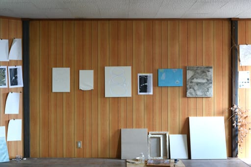 稲垣元則が約20年ぶりに絵筆を手にキャンバスに挑む。個展「Painting」、ギャラリーノマルにて開催。